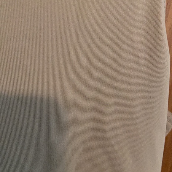 Two Chico tanks for one - Picture 5 of 5